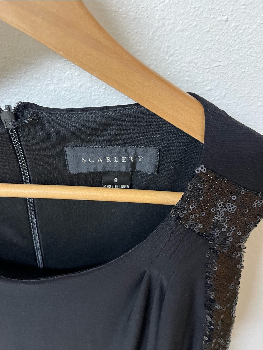 Scarlett Black Sleeveless Cocktail Dress with Sequin Trim women’s size 8 - Picture 2 of 4